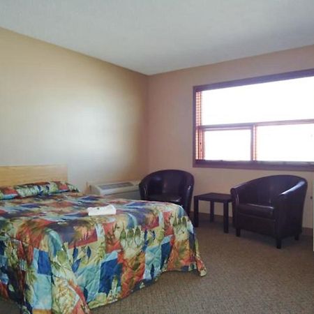 Chubby'S Bar & Motel Belle Plaine Luaran gambar