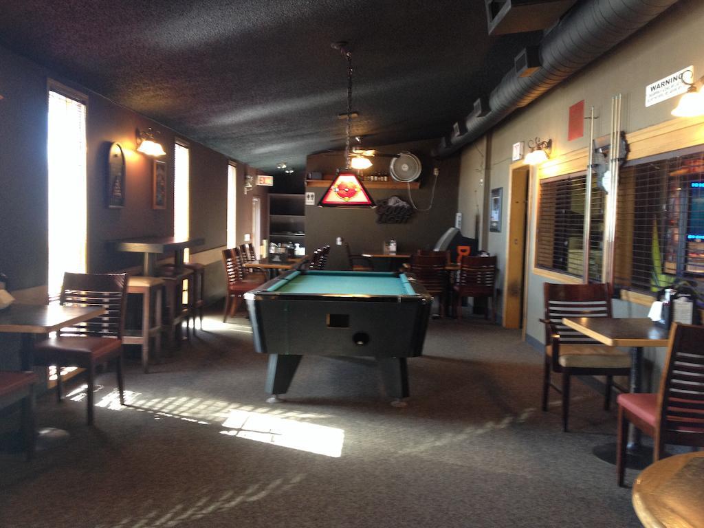Chubby'S Bar & Motel Belle Plaine Luaran gambar