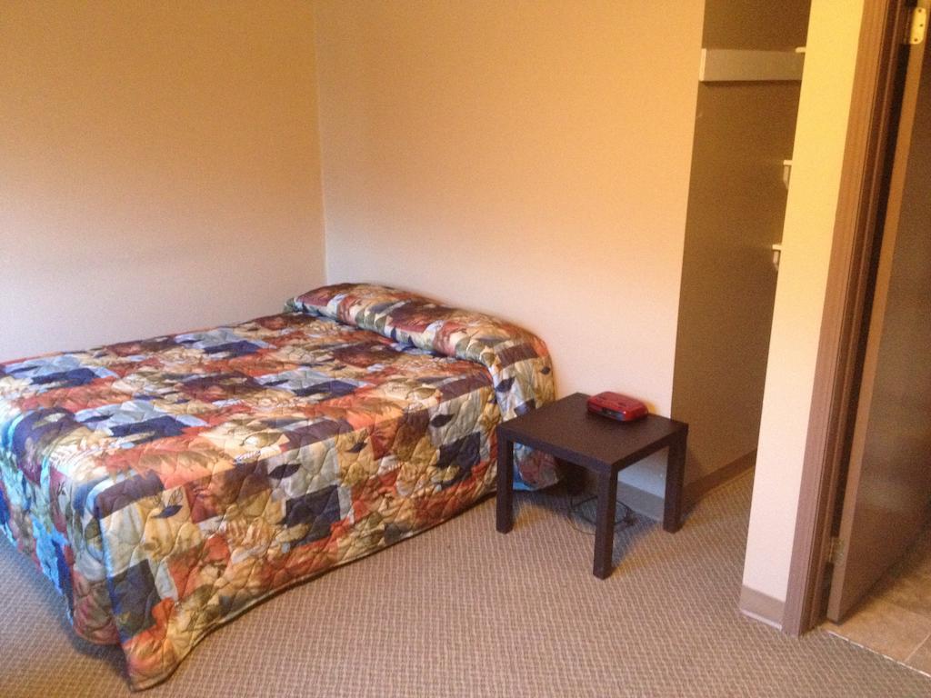 Chubby'S Bar & Motel Belle Plaine Bilik gambar