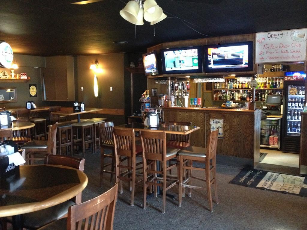 Chubby'S Bar & Motel Belle Plaine Luaran gambar