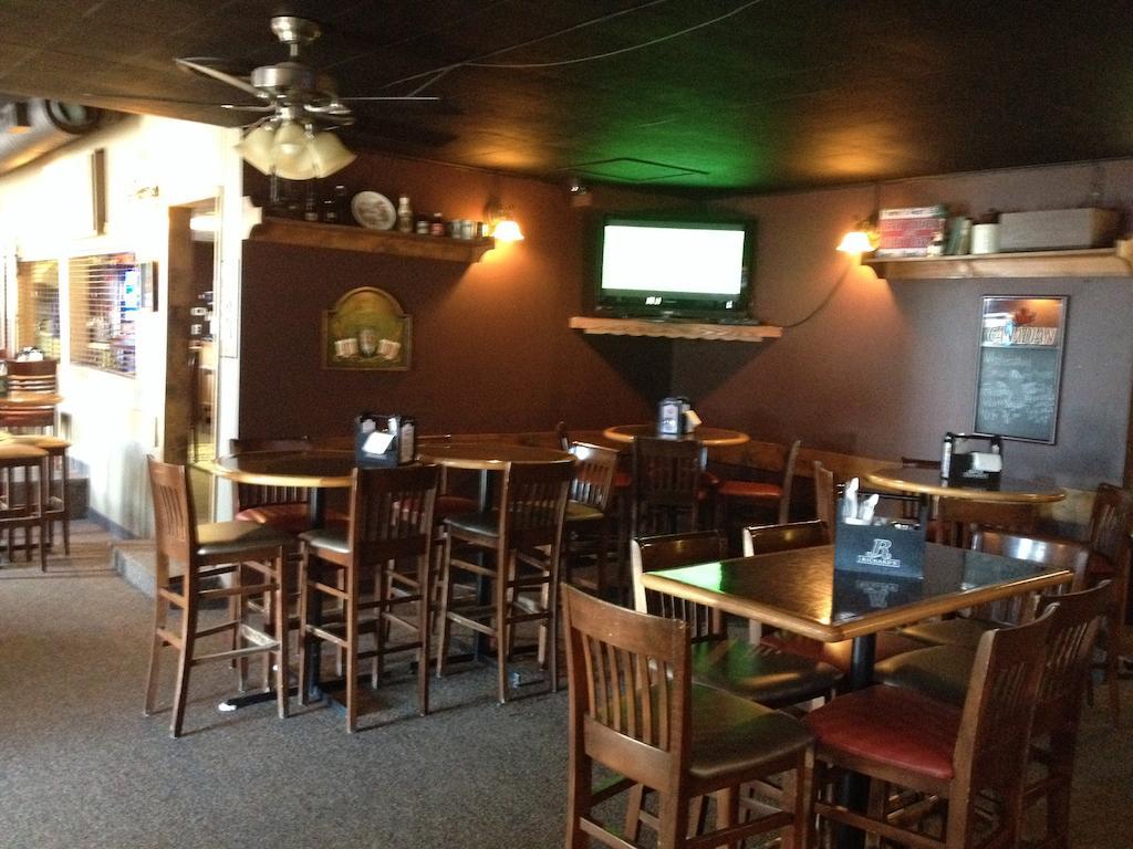Chubby'S Bar & Motel Belle Plaine Luaran gambar